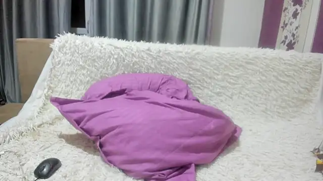 Dyana Kaylinn online show from 17, 1, 2025