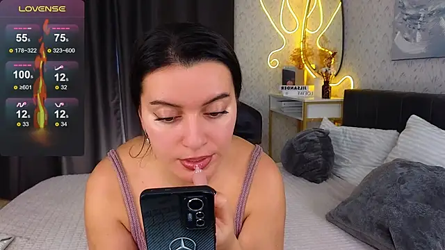 YourSweetDream  online show from 6, 12, 2024