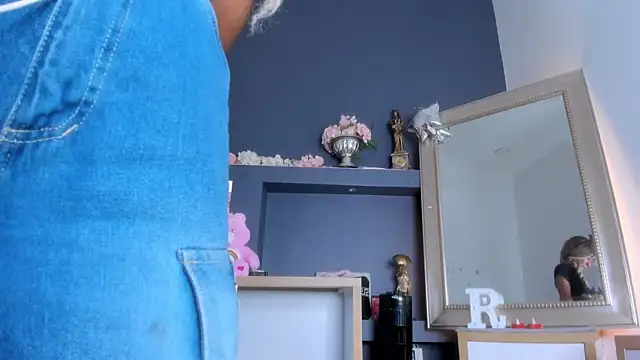 rosemonrooe online show from 29, 12, 2024