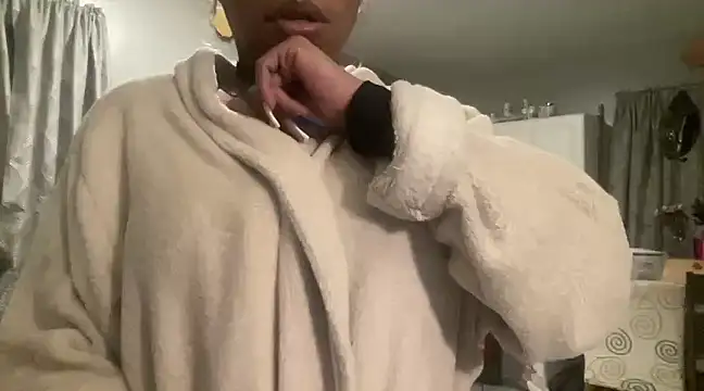 Snapshot of MommyConfident chatting on 21, 2, 2025 MommyConfident online show from 21, 2, 2025