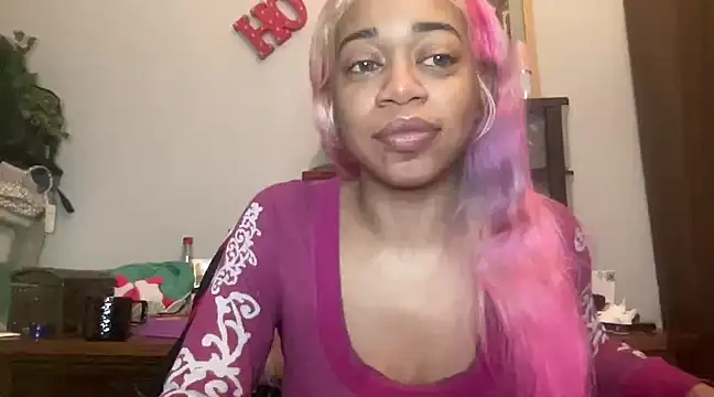 Snapshot of MommyConfident chatting on 16, 3, 2025 MommyConfident online show from 16, 3, 2025