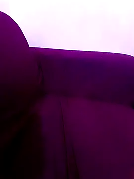 Incognito couple in mask online show from 17, 2, 2025