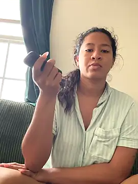 Snapshot of VanessaBling chatting on 9, 11, 2025 VanessaBling online show from 9, 11, 2025