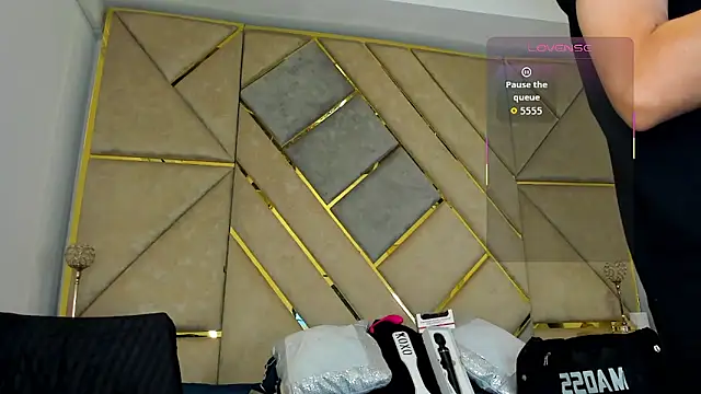 Snapshot of AmberAdams_ chatting on 15, 10, 2025 AmberAdams online show from 15, 10, 2025