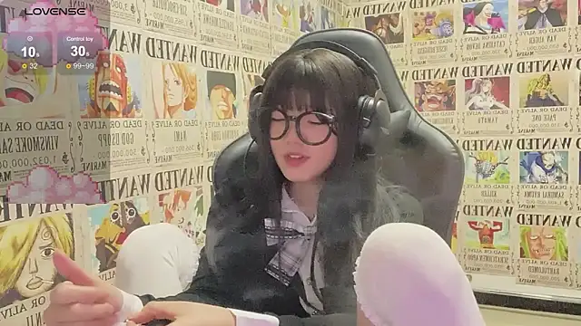 SNAKEgirlQAQ online show from 7, 12, 2024