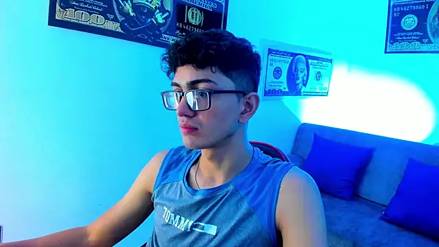 TylerWhite  online show from 5, 1, 2025