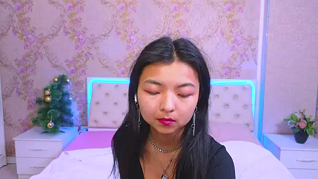 Shy Kira online show from 13, 1, 2025