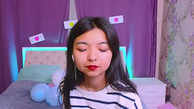 Shy Kira online show from 11, 2, 2025