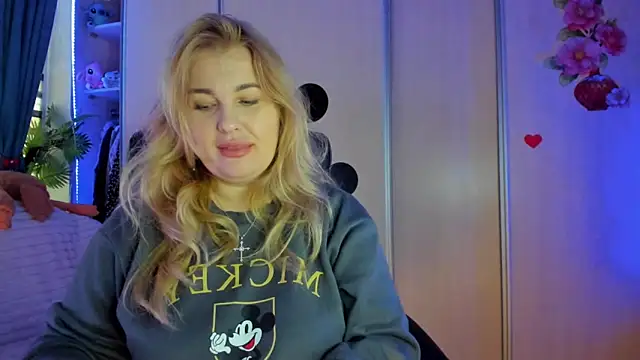 CoraSwon online show from 9, 2, 2026