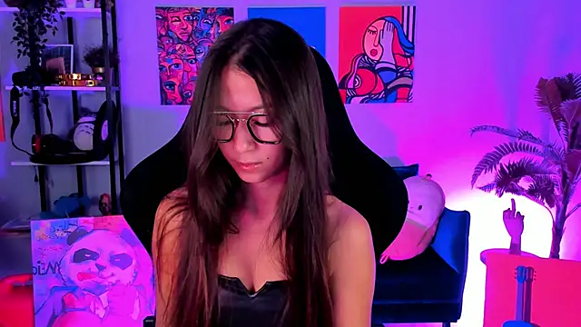 LanaBaker online show from 8, 10, 2025