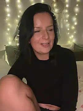 Off  Melonenmandy online show from 13, 2, 2026