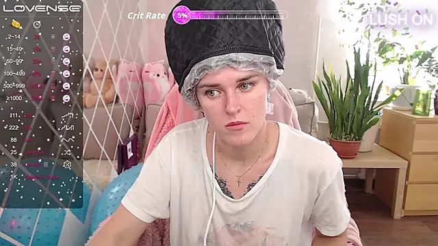 Snapshot of Bella__Swoon chatting on 14, 10, 2025 Bella Swoon online show from 14, 10, 2025