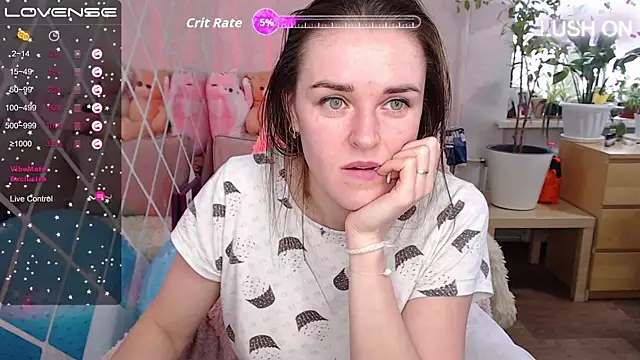 Snapshot of Bella__Swoon chatting on 8, 11, 2025 Bella Swoon online show from 8, 11, 2025