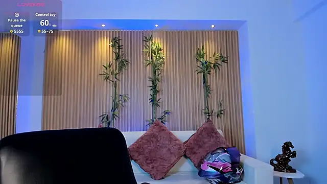 paulina sweett  online show from 9, 1, 2026