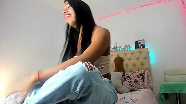 shantallhotxx online show from 10, 10, 2025