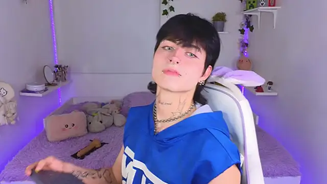 Snapshot of Baby_Xian chatting on 21, 11, 2025 Baby Xian online show from 21, 11, 2025