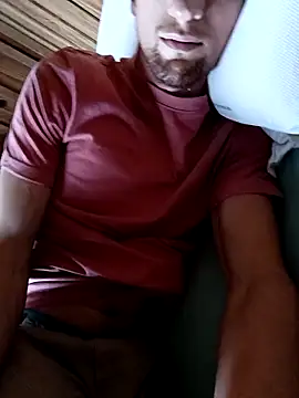 Snapshot of Kaue007 chatting on 4, 12, 2025 Kaue007 online show from 4, 12, 2025