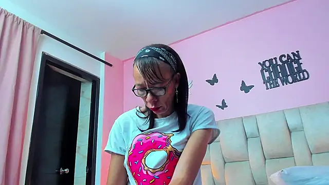 daniela xue online show from 6, 2, 2025