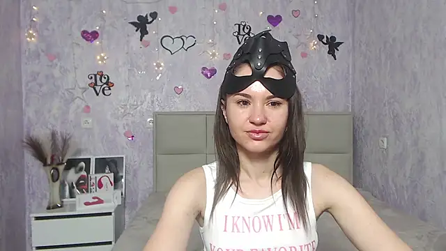 KaraCriegs online show from 6, 2, 2025