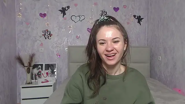 KaraCriegs online show from 10, 2, 2025