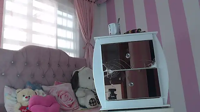 Snapshot of zaleya_mateus chatting on 13, 3, 2026 zaleya mateus online show from 13, 3, 2026