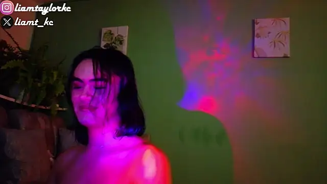 Snapshot of Liam_Taylor chatting on 26, 1, 2025 Liam Taylor online show from 26, 1, 2025