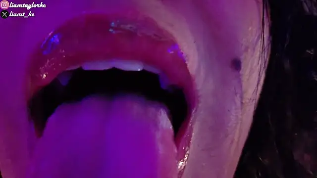 Snapshot of Liam_Taylor chatting on 22, 3, 2025 Liam Taylor online show from 22, 3, 2025