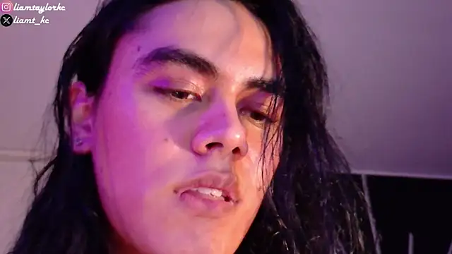 Snapshot of Liam_Taylor chatting on 23, 3, 2025 Liam Taylor online show from 23, 3, 2025