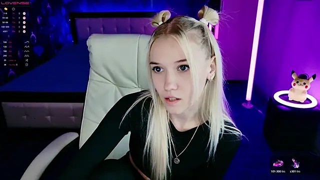 ShhhO O online show from 27, 11, 2025