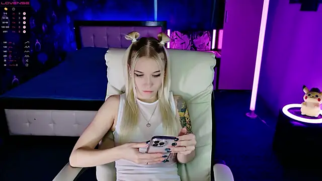 ShhhO O online show from 29, 11, 2025