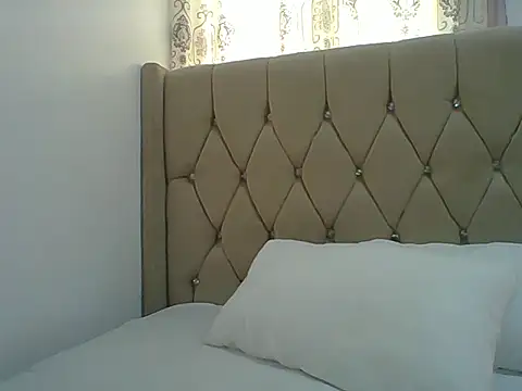 Creamy Hotpussy25 online show from 4, 12, 2025