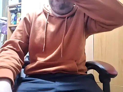 Javier bear online show from 19, 2, 2025