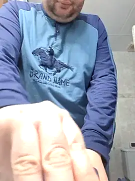 Javier bear online show from 8, 3, 2025