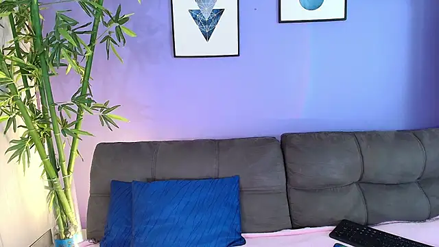 Snapshot of cinnamon_kyla chatting on 2, 3, 2025 cinnamon kyla online show from 2, 3, 2025