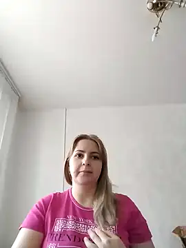 Lady nice cat online show from 18, 1, 2025