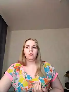 Lady nice cat online show from 23, 1, 2025