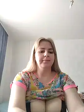 Lady nice cat online show from 24, 1, 2025