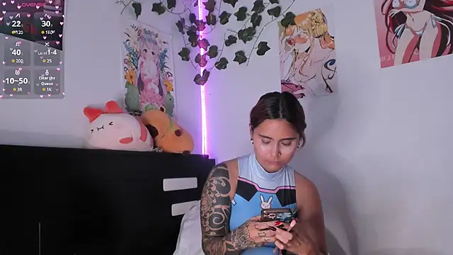 Violette-Ramirez01 online show from 21, 12, 2024