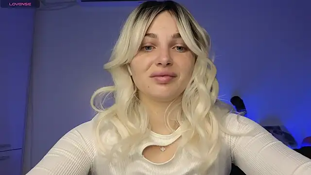 Snapshot of Yoda21 chatting on 21, 11, 2025 Yoda21 online show from 21, 11, 2025