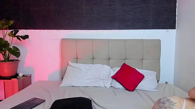 anaroman01 online show from 12, 3, 2026