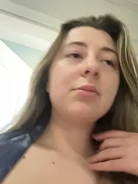 curvyflawless online show from 14, 1, 2025