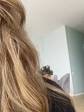 curvyflawless online show from 9, 2, 2025