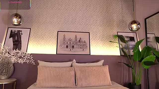 ElleDiane online show from 19, 1, 2026