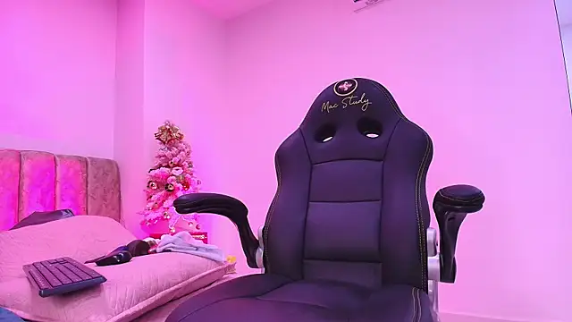 arl chloee online show from 23, 12, 2025