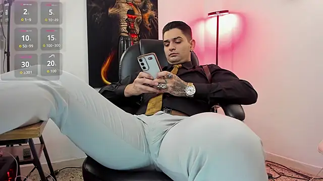 Snapshot of Nicolas_Fellener chatting on 23, 10, 2025 Nicolas Fellener online show from 23, 10, 2025