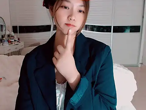 -Lucky Girl online show from 26, 12, 2024