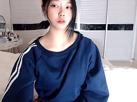 -Lucky Girl online show from 27, 12, 2024