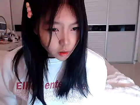 -Lucky Girl online show from 28, 12, 2024