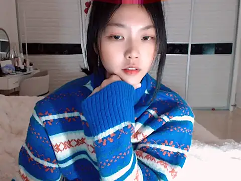 Snapshot of -Lucky_Girl chatting on 2, 1, 2025 -Lucky Girl online show from 2, 1, 2025