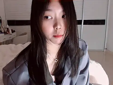 Snapshot of -Lucky_Girl chatting on 10, 2, 2025 -Lucky Girl online show from 10, 2, 2025